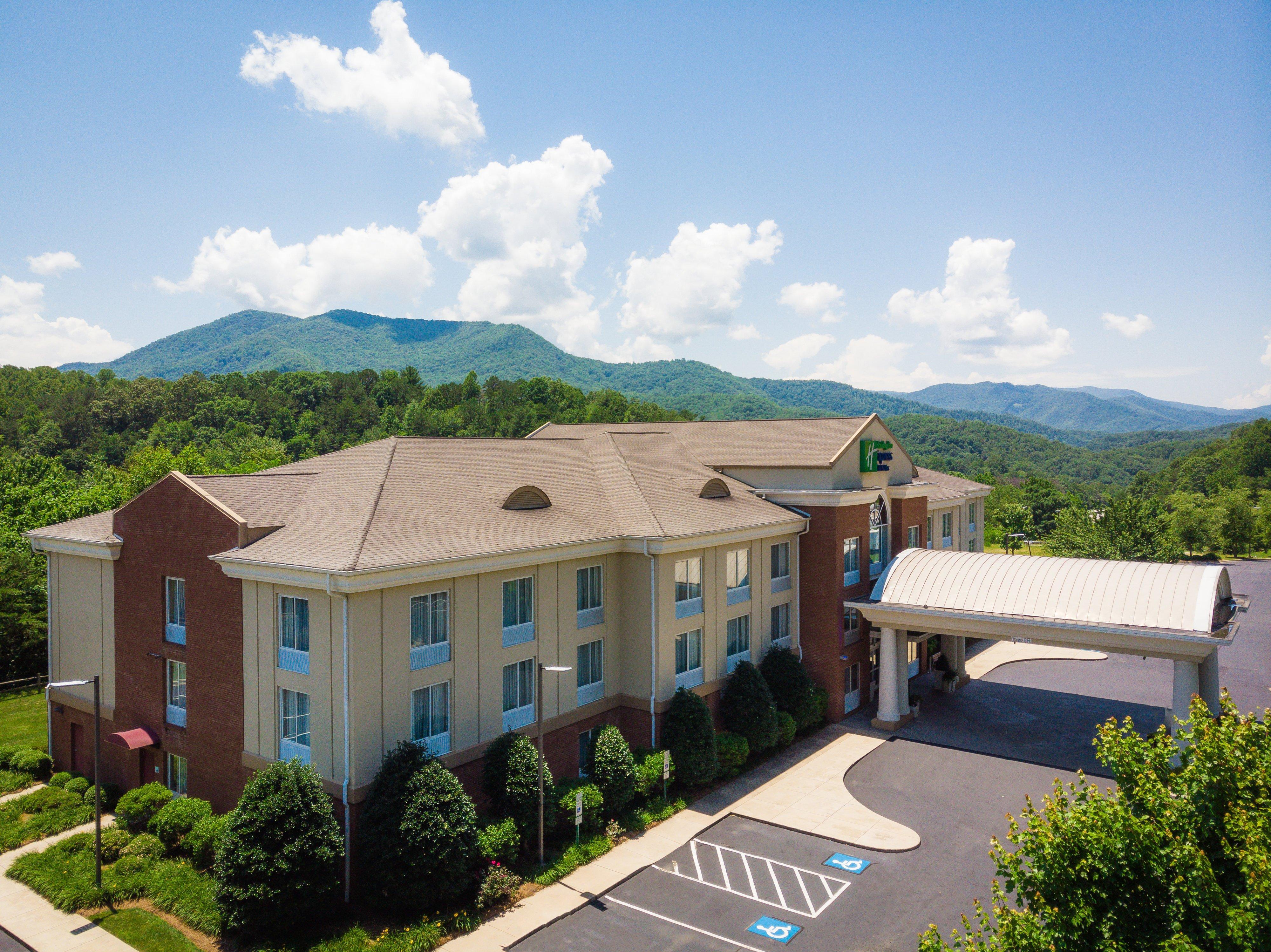 Holiday Inn Express & Suites Sylva / Dillsboro, An Ihg Hotel Extérieur photo